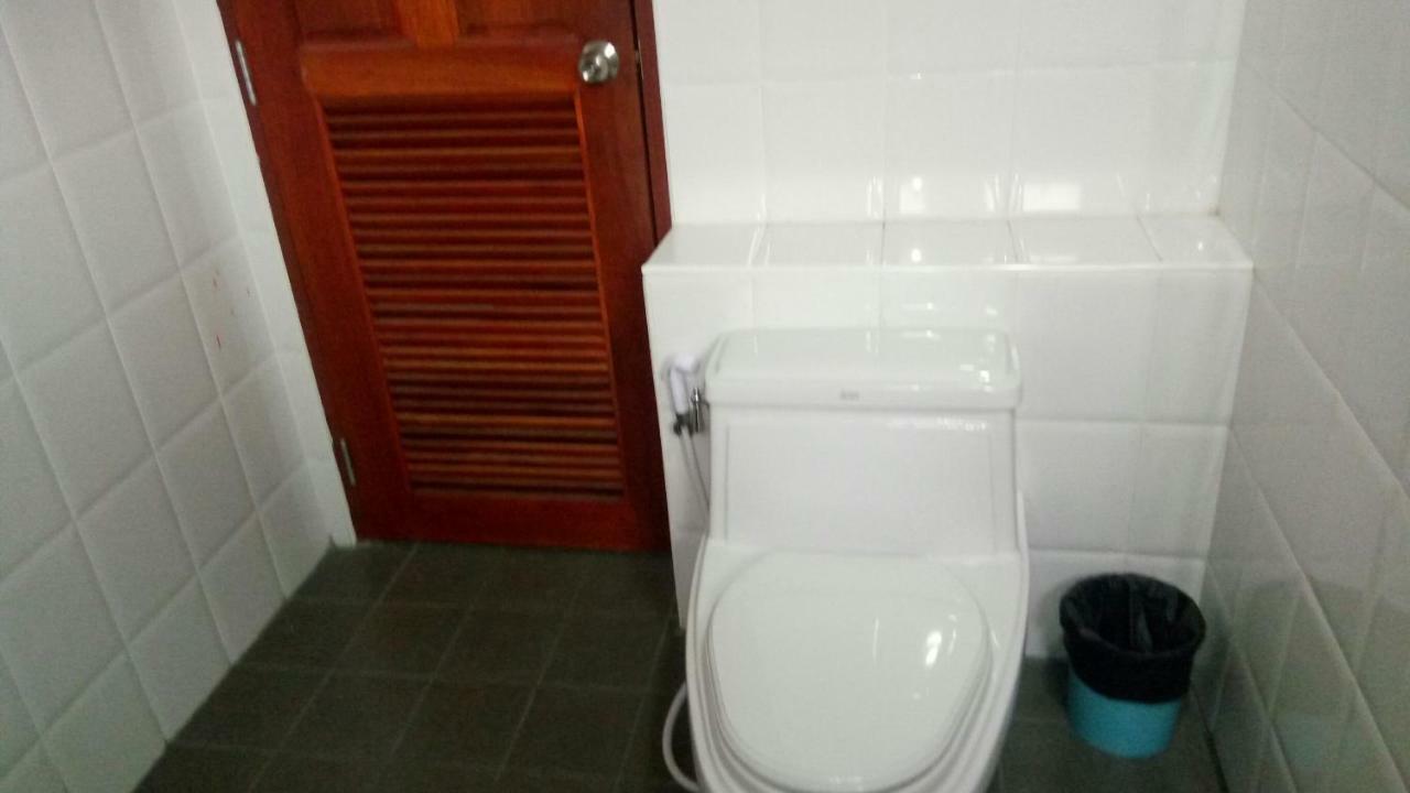 Room To Let Τσιάνγκ Μάι Εξωτερικό φωτογραφία