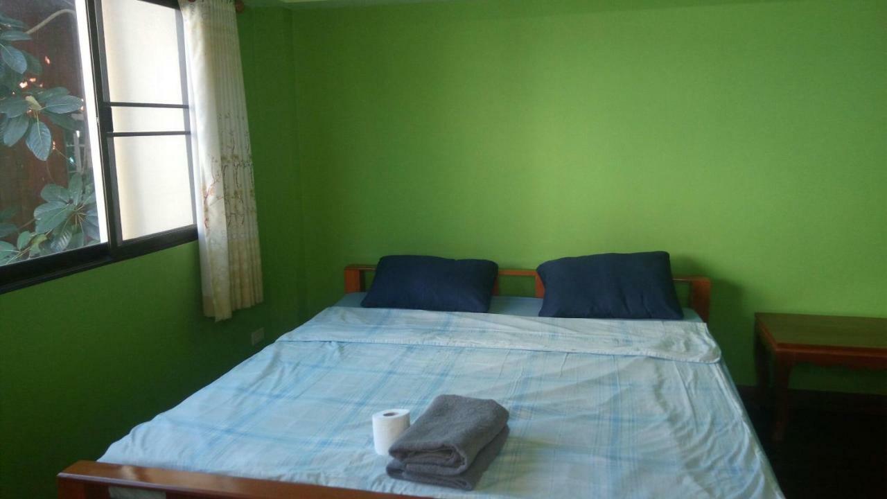 Room To Let Τσιάνγκ Μάι Εξωτερικό φωτογραφία